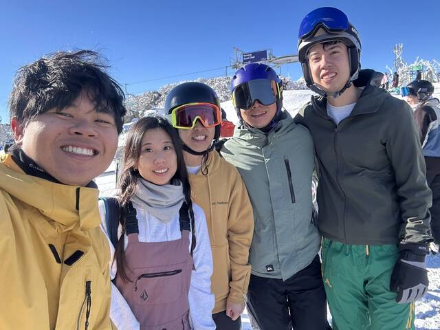 Group bluecow, Saturday — On the snow