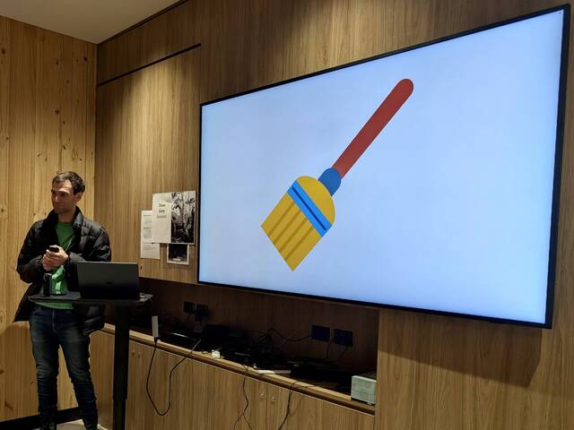 Presenting evan, Saturday — Talks